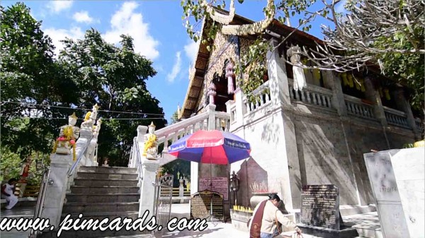 พระวิหารครอบรอยพระพุทธบาท สร้างโดย ครูบาศรีวิชัย