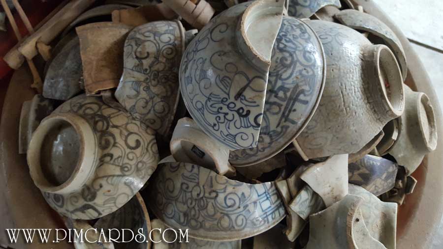 ชามที่ขุดเจอหลังจากพายุลินดาถล่ม